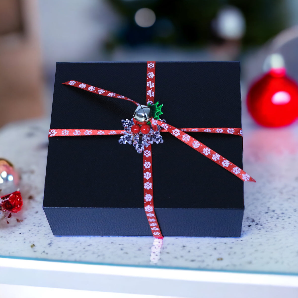 Seasonal Holiday Gift Set 5 (Ceramic Diffuser Set Black Reed Sticks)
